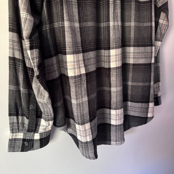 NWOT โ Old Navy Classic Plaid Flannel Shirt XL-Tall - Picture 10 of 11